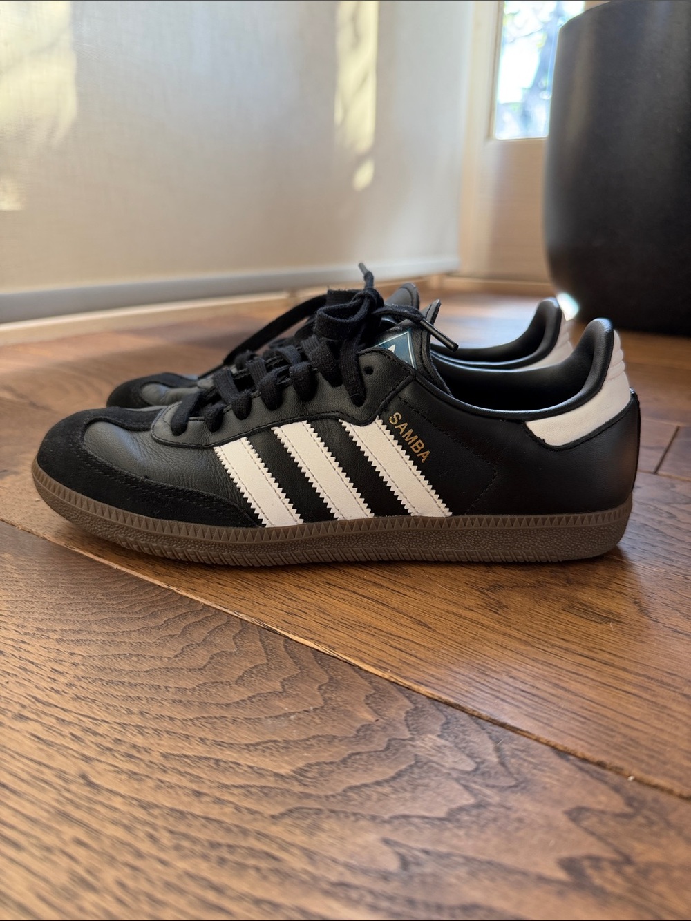 Adidas Samba Women Sneakers in Black and White, US W8